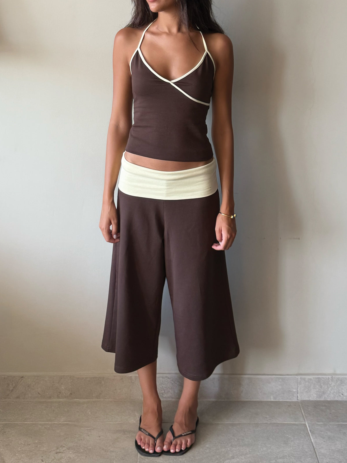 Noon Brown Capris